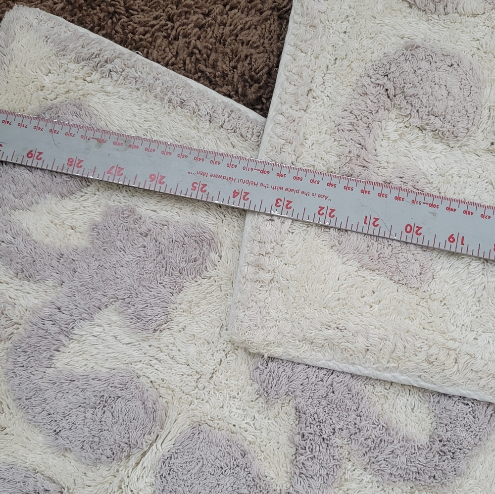 Elegant Gray Bath Mat Set - Picture 5 of 7